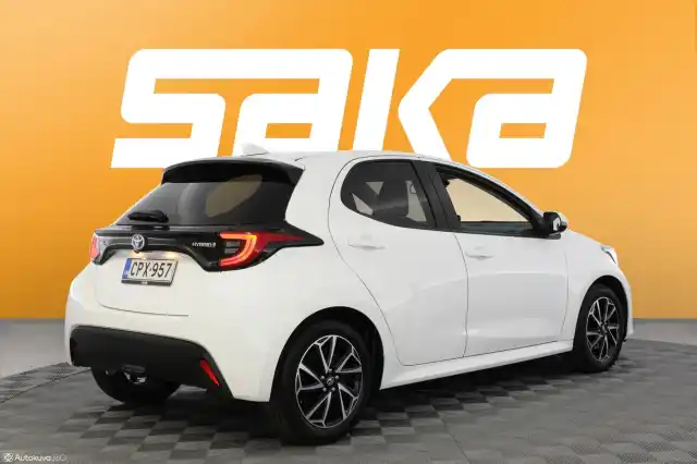 Valkoinen Viistoperä, Toyota Yaris – CPX-957