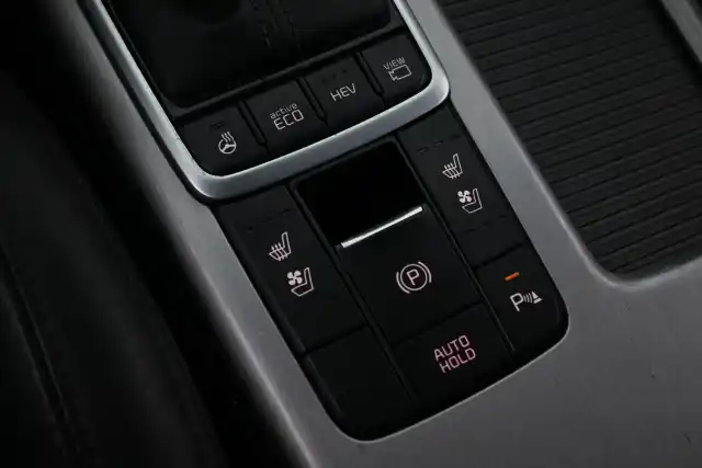 Valkoinen Farmari, Kia Optima – CPY-247