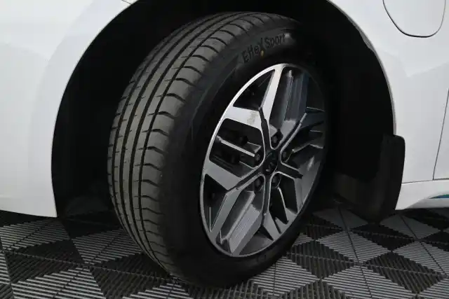 Valkoinen Farmari, Kia Optima – CPY-247
