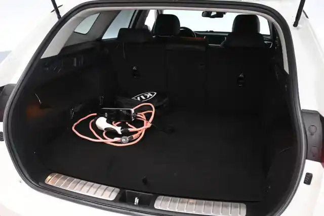Valkoinen Farmari, Kia Optima – CPY-247