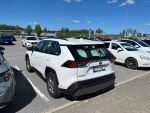 Valkoinen Maastoauto, Toyota RAV4 – CPY-477, kuva 3