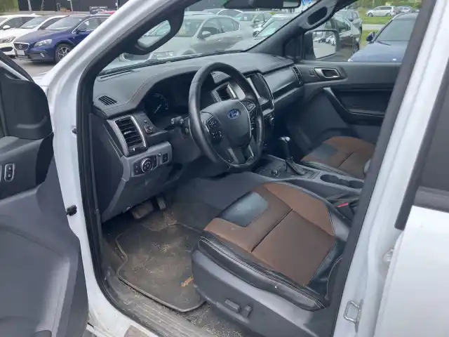 Valkoinen Avolava, Ford Ranger – CRC-162
