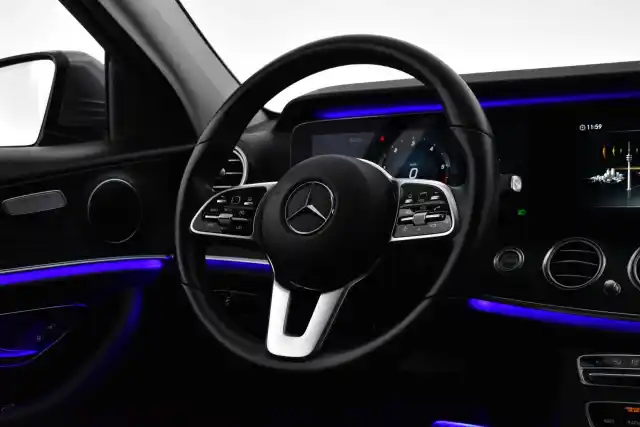 Harmaa Farmari, Mercedes-Benz E – CRF-773