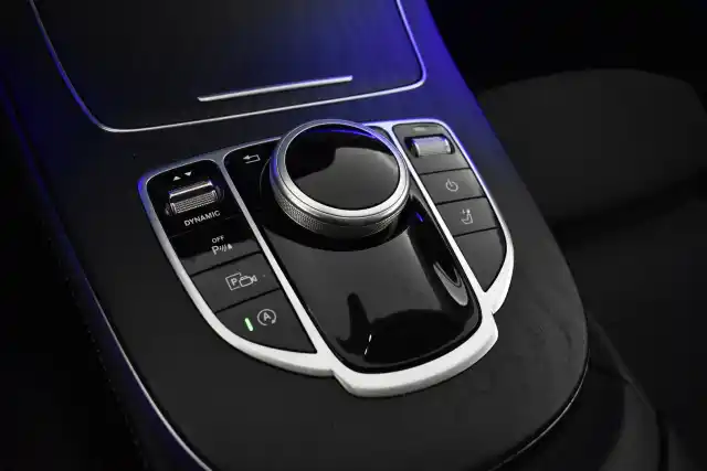Harmaa Farmari, Mercedes-Benz E – CRF-773