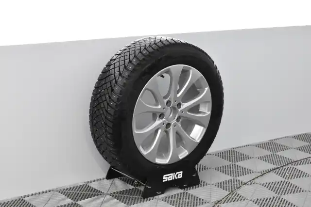 Harmaa Farmari, Mercedes-Benz E – CRF-773