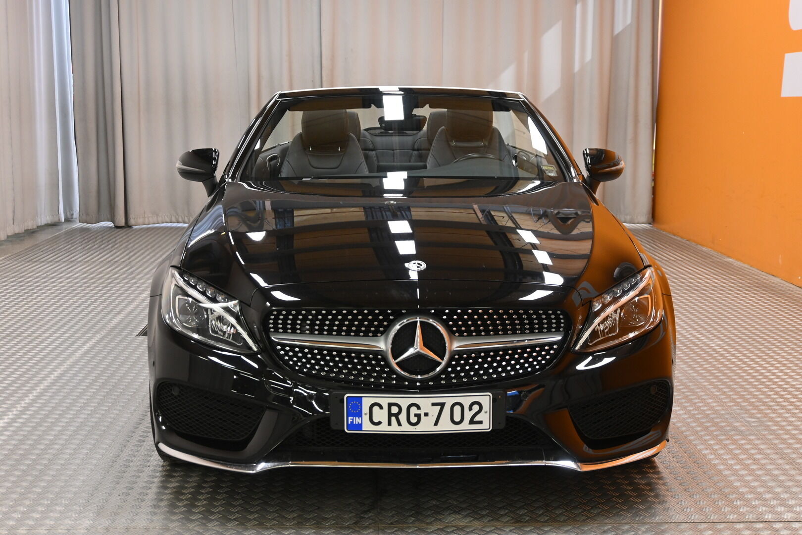 Musta Avoauto, Mercedes-Benz C – CRG-702