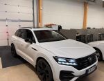 Valkoinen Farmari, Volkswagen Touareg – CRI-740, kuva 1