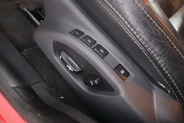 Punainen Maastoauto, Volvo XC60 – CRK-802