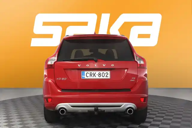 Punainen Maastoauto, Volvo XC60 – CRK-802