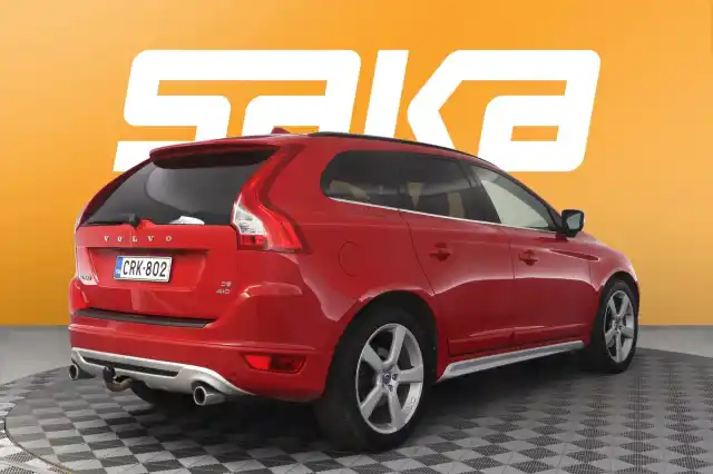 Punainen Maastoauto, Volvo XC60 – CRK-802