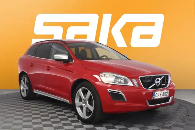 Punainen Maastoauto, Volvo XC60 – CRK-802