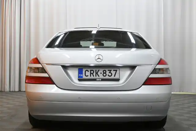 Hopea Sedan, Mercedes-Benz S – CRK-837