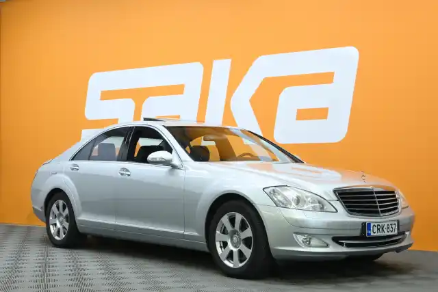 Hopea Sedan, Mercedes-Benz S – CRK-837