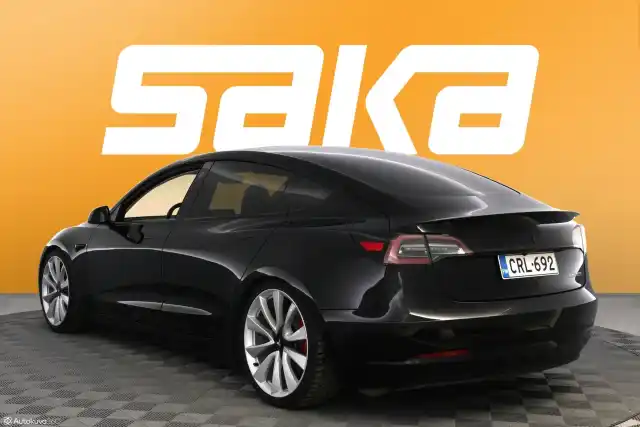 Musta Sedan, Tesla Model 3 – CRL-692