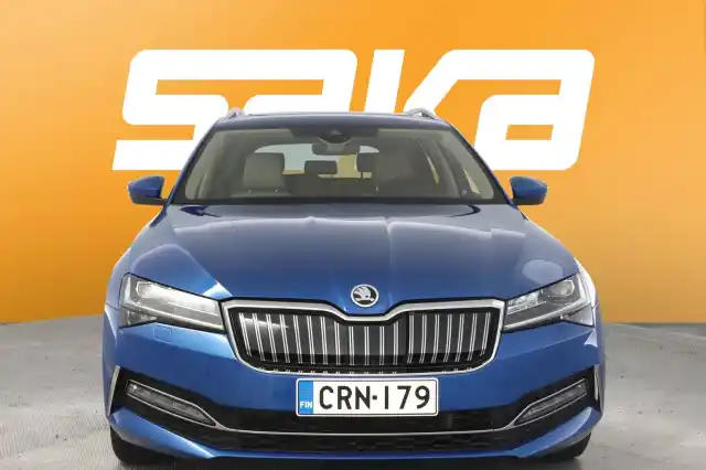 Sininen Farmari, Skoda Superb – CRN-179