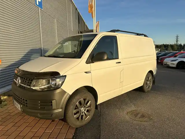 Valkoinen Pakettiauto, Volkswagen Transporter – CRR-751