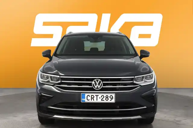 Harmaa Maastoauto, Volkswagen Tiguan – CRT-289