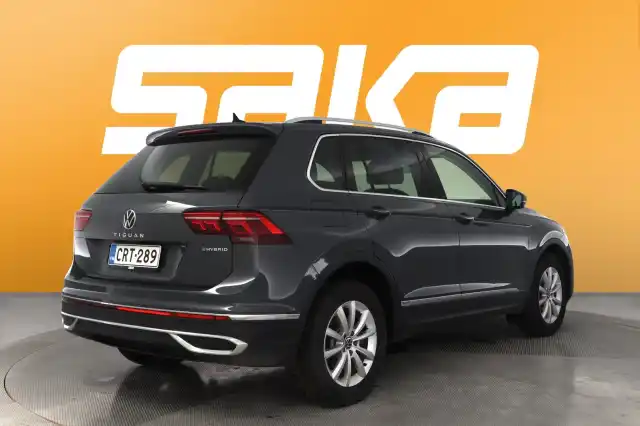 Harmaa Maastoauto, Volkswagen Tiguan – CRT-289