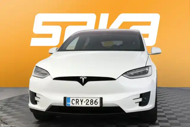 Musta Maastoauto, Tesla Model X – CRY-286