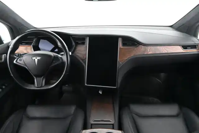 Musta Maastoauto, Tesla Model X – CRY-286