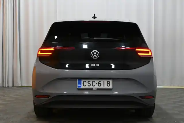 Harmaa Viistoperä, Volkswagen ID.3 – CSC-618