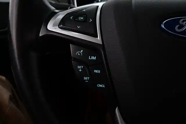 Harmaa Farmari, Ford Mondeo – CTA-393