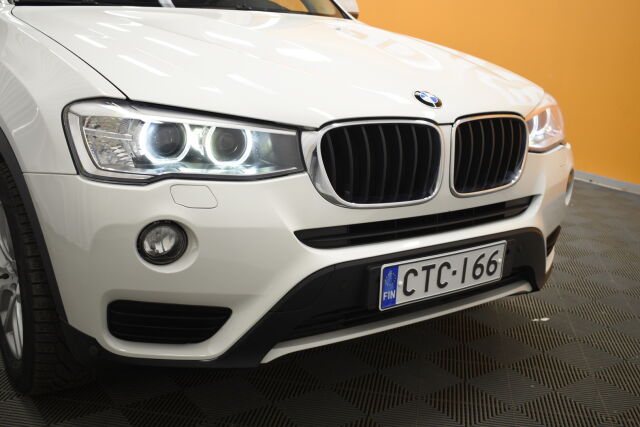 Valkoinen Maastoauto, BMW X3 – CTC-166