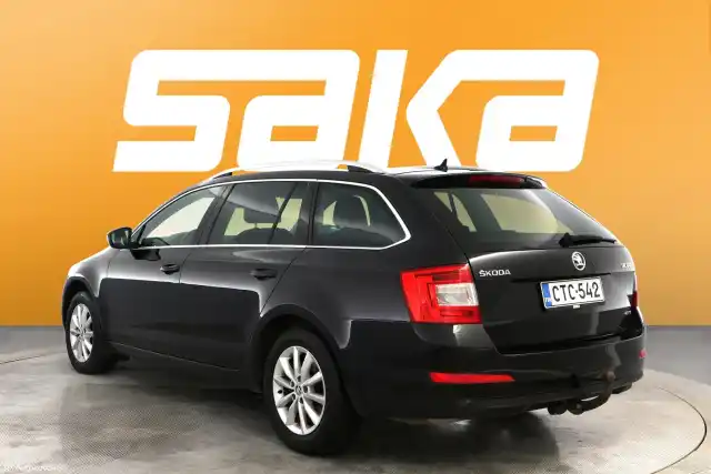 Musta Farmari, Skoda Octavia – CTC-542