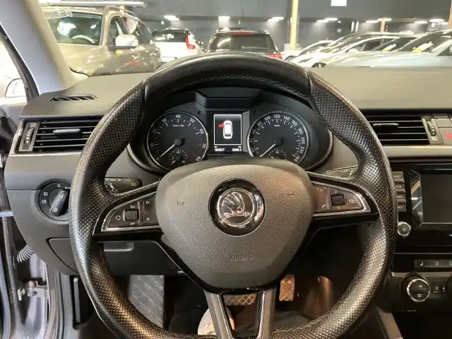 Ruskea (beige) Farmari, Skoda Octavia – CTE-103