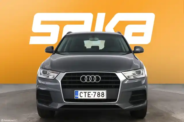 Harmaa Maastoauto, Audi Q3 – CTE-788