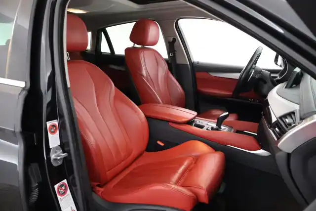 Musta Maastoauto, BMW X6 – CTE-826