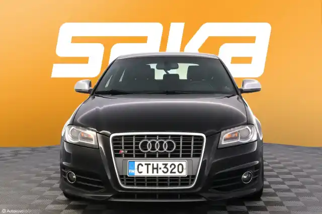 Musta Viistoperä, Audi S3 – CTH-320