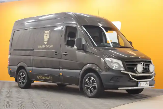 Ruskea (beige) Pakettiauto, Mercedes-Benz Sprinter – CTM-338