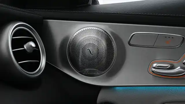 Musta Sedan, Mercedes-Benz C – CTN-656