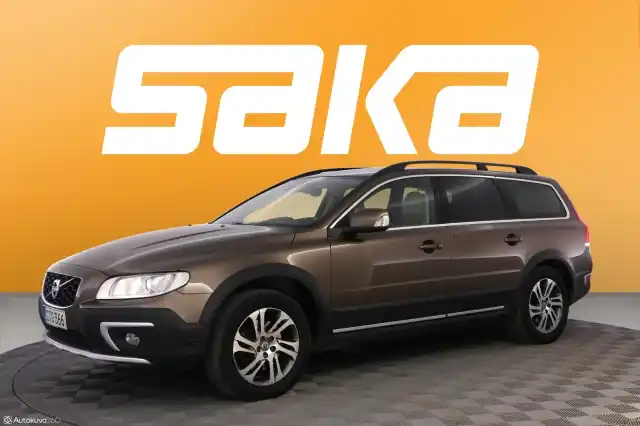 Ruskea (beige) Maastoauto, Volvo XC70 – CTO-366