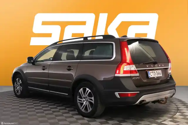 Ruskea (beige) Maastoauto, Volvo XC70 – CTO-366