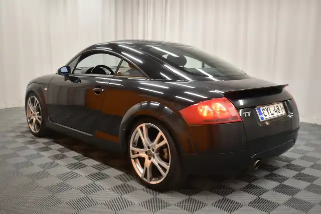 Musta Henkilöauto, Audi TT – CYL-481