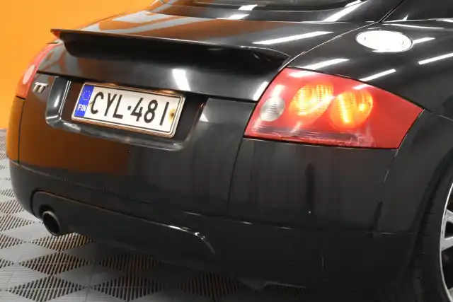 Musta Henkilöauto, Audi TT – CYL-481