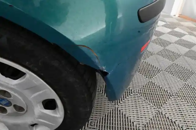 Turkoosi Viistoperä, Fiat Punto – CZN-178