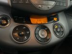 Vihreä Pakettiauto, Toyota RAV4 – ECF-886, kuva 17