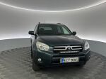 Vihreä Pakettiauto, Toyota RAV4 – ECF-886, kuva 1