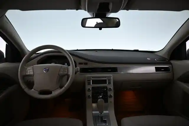 Harmaa Sedan, Volvo S80 – EHY-308