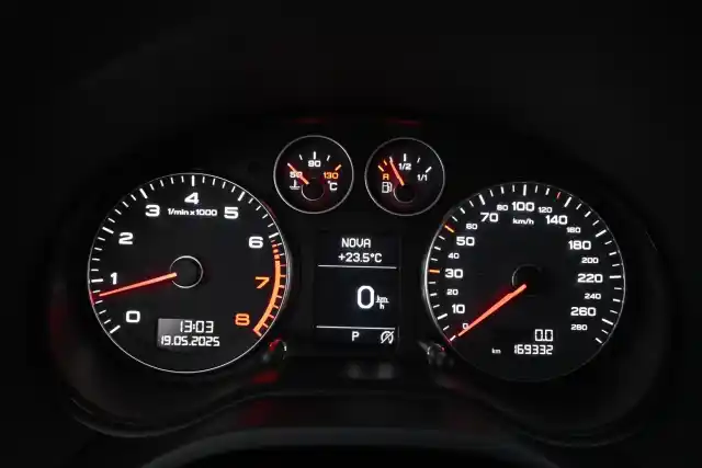 Valkoinen Viistoperä, Audi A3 – EJZ-109