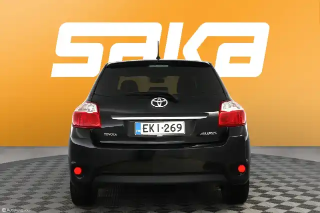 Musta Viistoperä, Toyota Auris – EKI-269