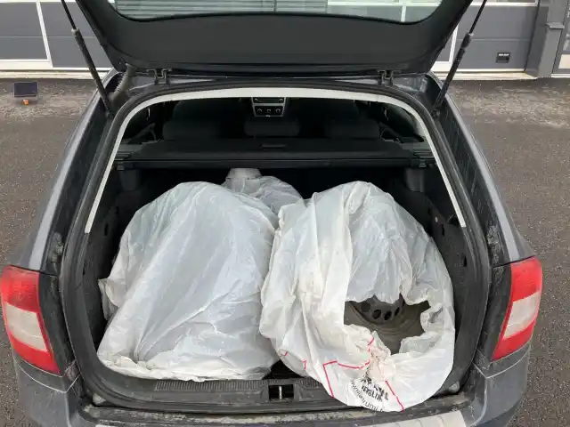 Harmaa Farmari, Skoda Octavia – ELU-815