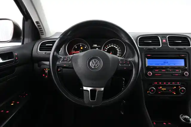 Beige Farmari, Volkswagen Golf – ELV-803