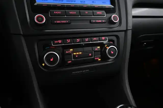 Beige Farmari, Volkswagen Golf – ELV-803