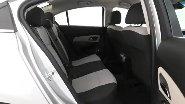 Hopea Sedan, Chevrolet Cruze – ELX-656