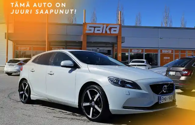 Sininen Viistoperä, Volvo V40 – EMA-198