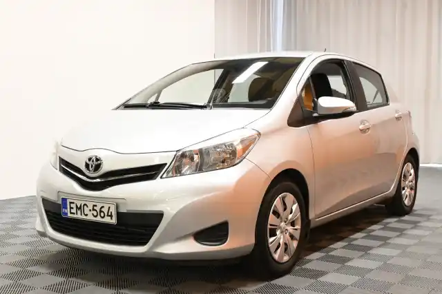 Hopea Viistoperä, Toyota Yaris – EMC-564